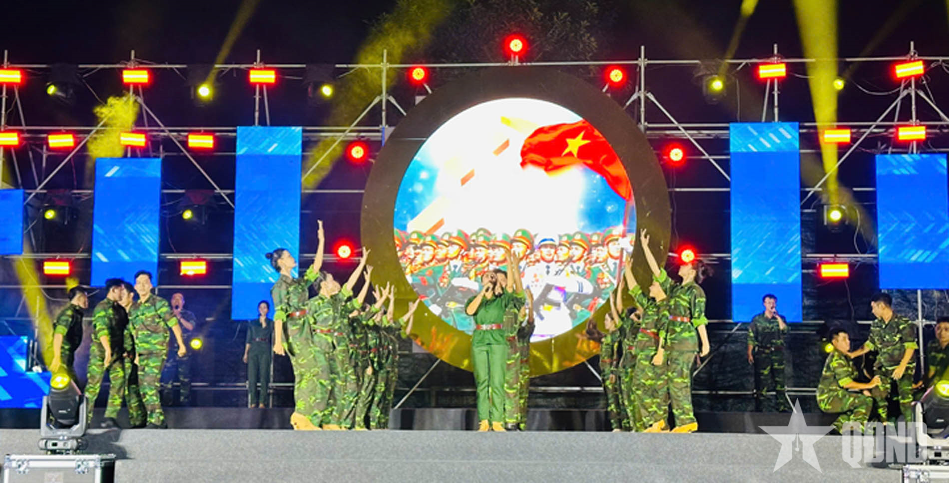 Đặc sắc chương trình nghệ thuật “Người lính - Bản anh hùng ca bất diệt” tại Thành phố mang tên Bác